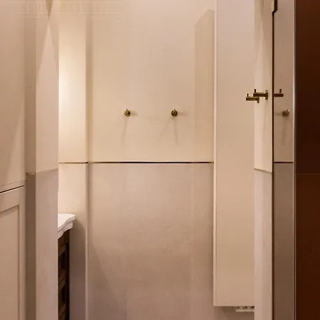 Le Jardin - Classy, Elegant Apartments In The City Center Краків Екстер'єр фото