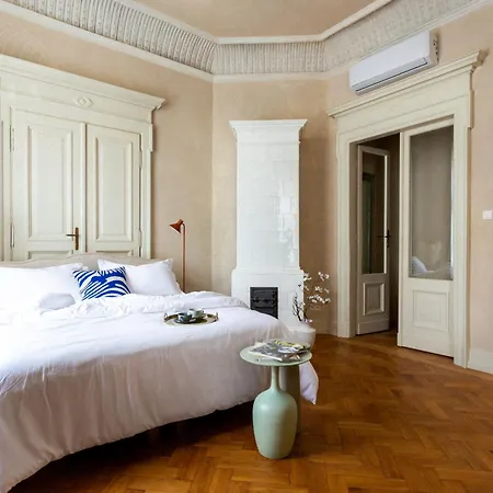 Le Jardin - Classy, Elegant Apartments In The City Center Краків Екстер'єр фото