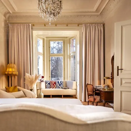 Le Jardin - Classy, Elegant Apartments In The City Center Краків Екстер'єр фото
