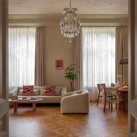 Le Jardin - Classy, Elegant Apartments In The City Center Краків Екстер'єр фото