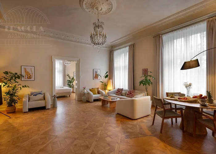 Le Jardin - Classy, Elegant Apartments In The City Center
