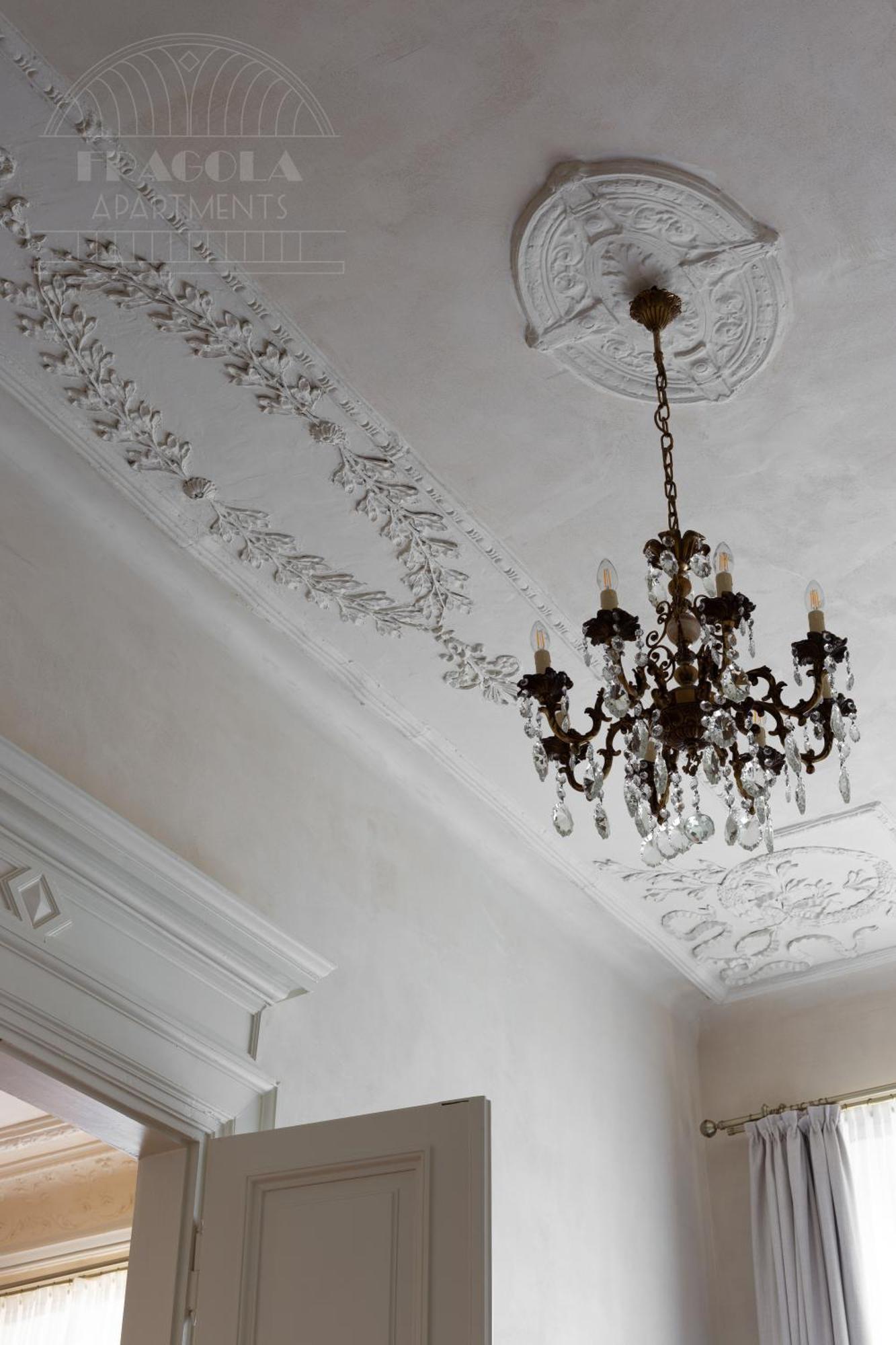 Le Jardin - Classy, Elegant In The Center Apartment *